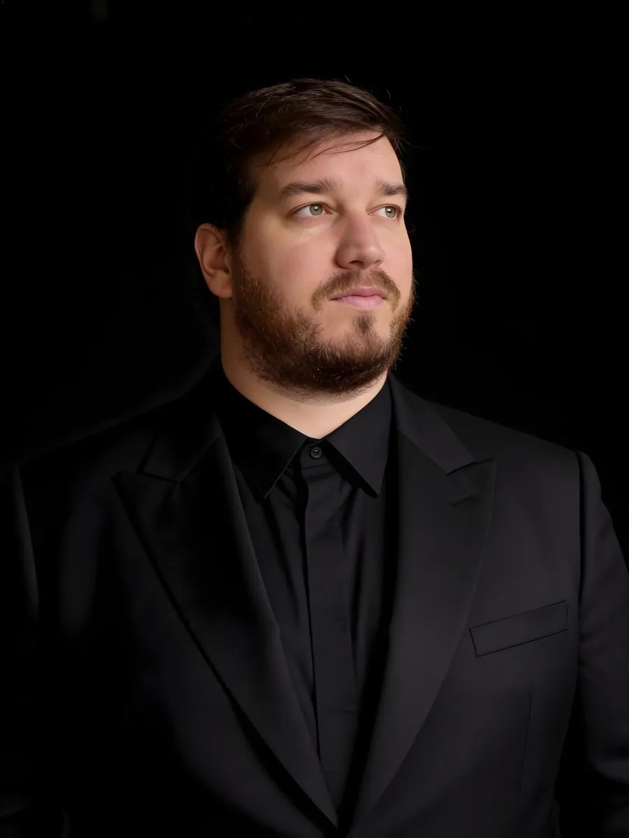 Lazaro Anias, founder of KYTHEL